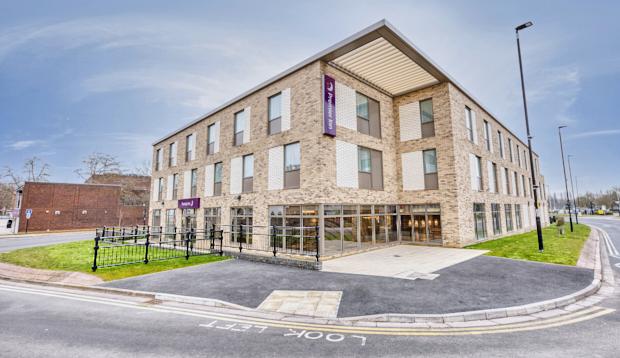 Premier Inn Peterborough City Centre Exterior photo